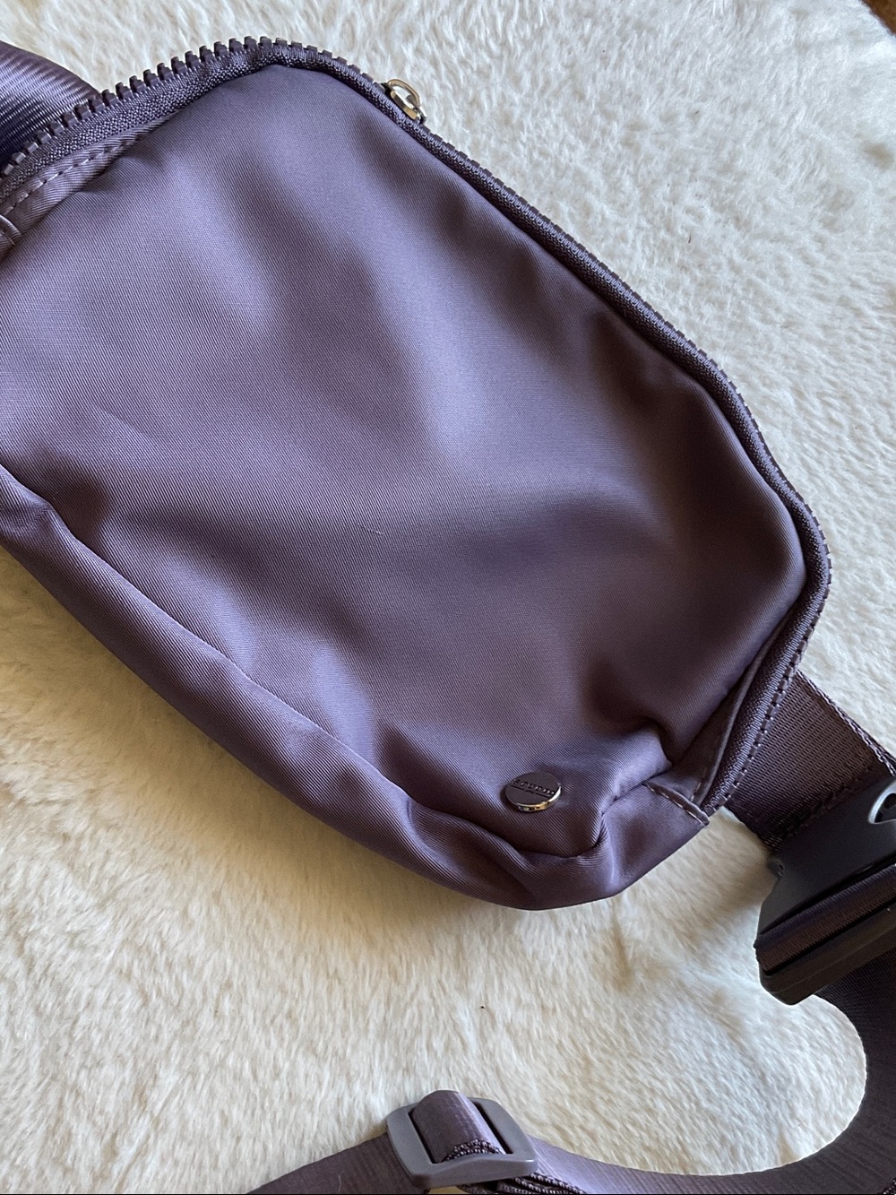 Source Unknown Mauve Purple Men’s Belt Bag